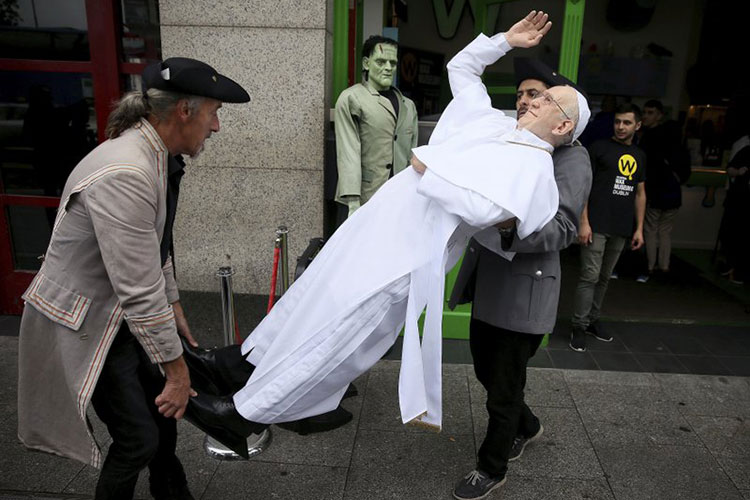 El papa Francisco visitará una Irlanda diferente