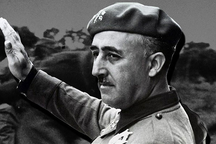 España aprobará ley para permitir la exhumación de Franco