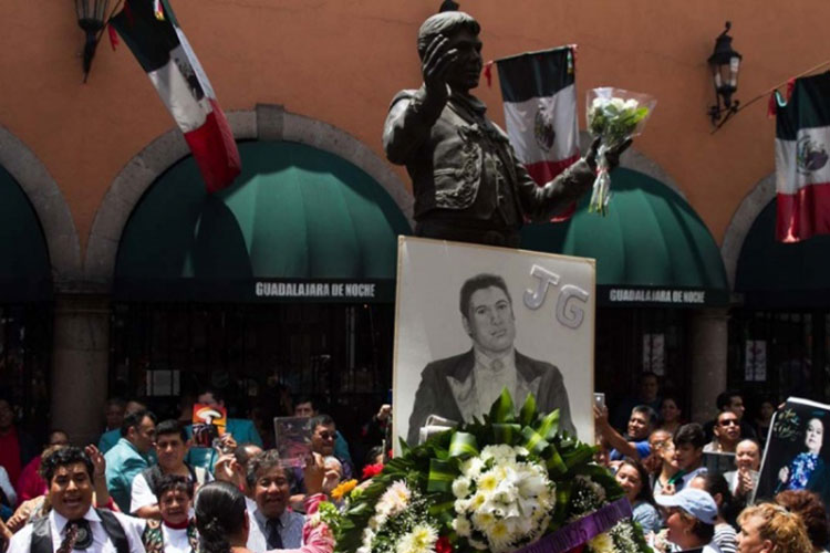 Recuerdan a Juan Gabriel en Garibaldi a dos años de su muerte