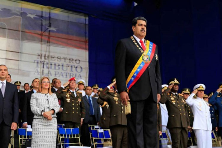 Caen 2 altos mandos militares en Venezuela por ataque a Maduro