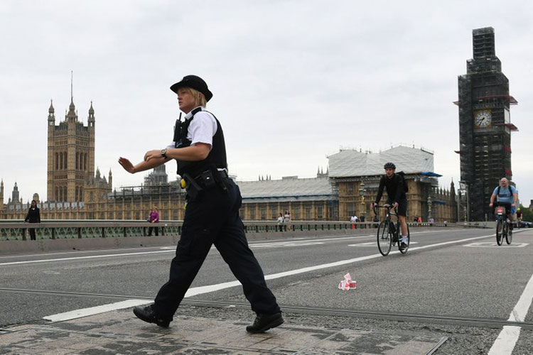 Varios heridos en un atropello ante el Parlamento de Londres