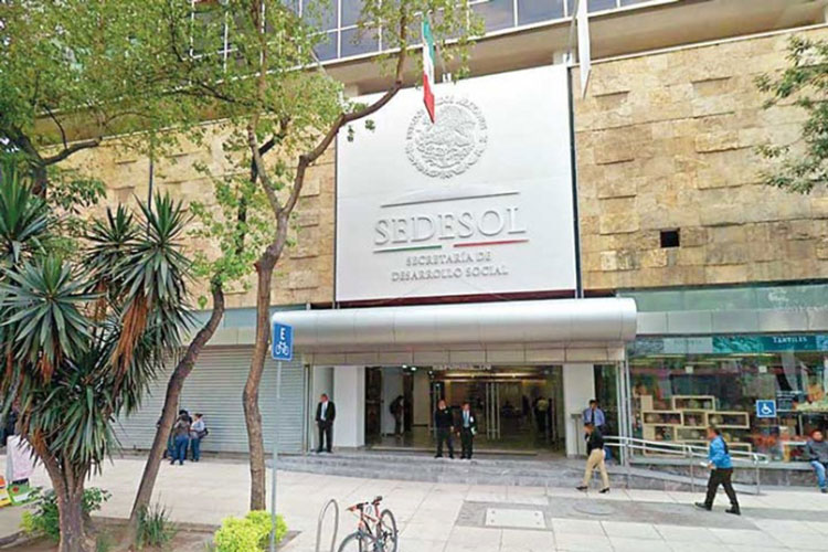 Sedesol corta convenios con universidades