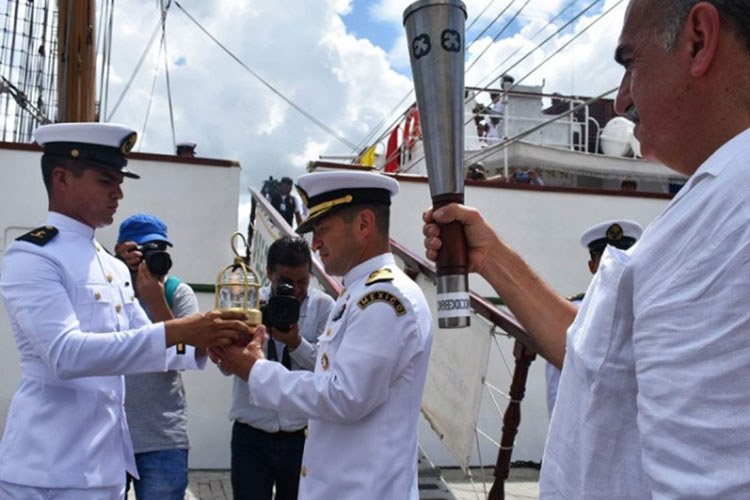 Fuego olímpico viaja de La Habana al Puerto de Veracruz