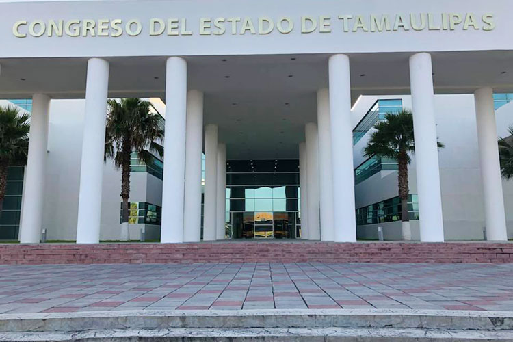 Congreso hará el trabajo de 15 Ayuntamientos