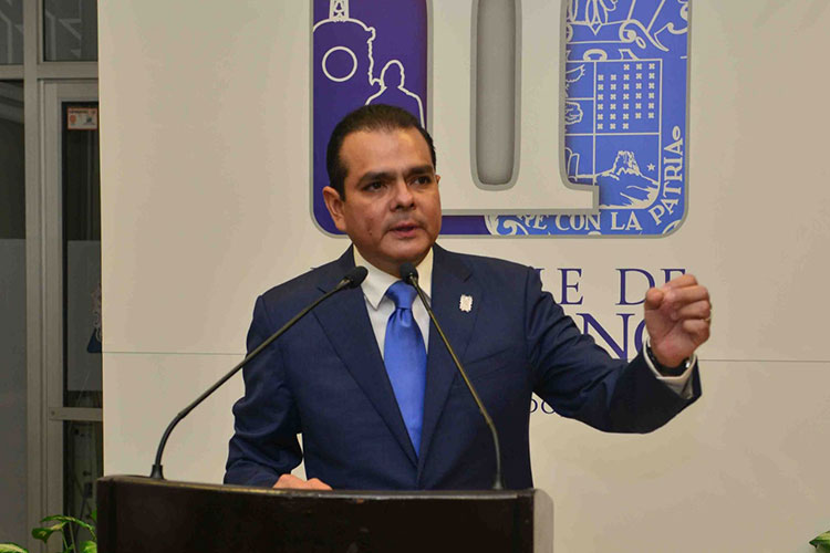 Destaca Rivas de su informe, el apoyo a educación, salud y desarrollo económico