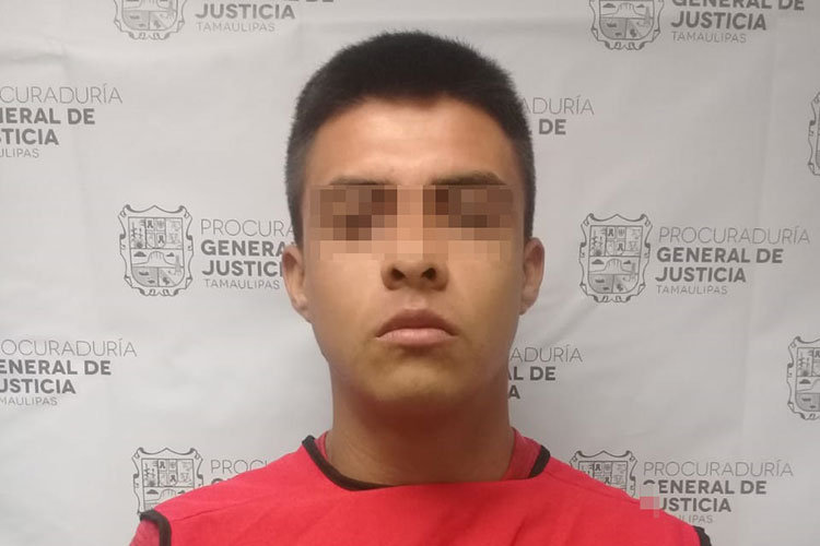 Detienen a dos por atentados a la seguridad de la comunidad.