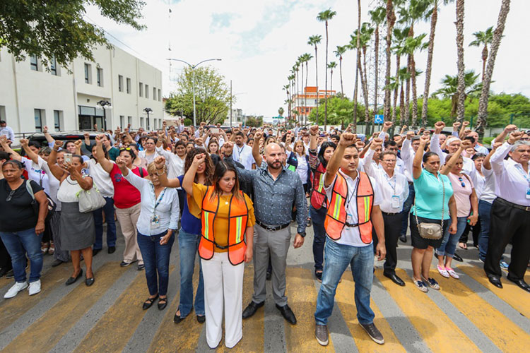 Participan en simulacro de evacuación de sismo ciudadanía, SEDENA y DPCB