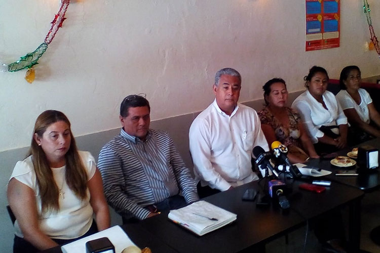 Operadores políticos denuncian traición de Andrés Zorrilla al PAN