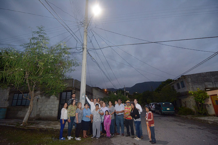 Entregará OAS importante obra de electrificación