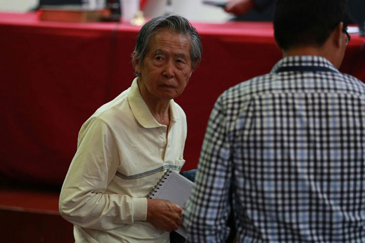 Piden a juez que expresidente Fujimori vuelva a la cárcel