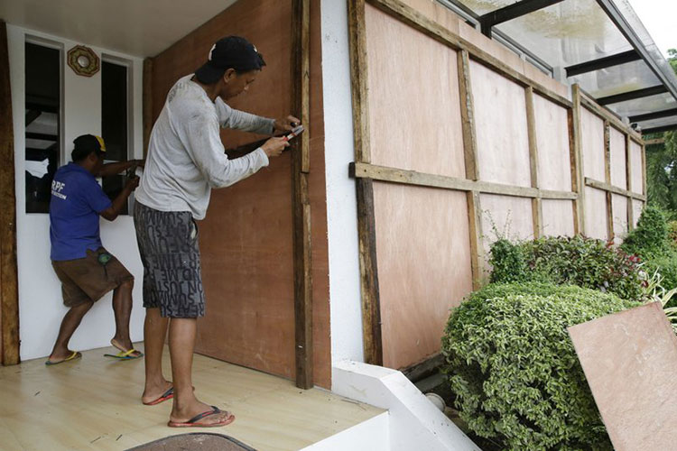 Potente tifón Mangkhut se acerca a norte de Filipinas, China