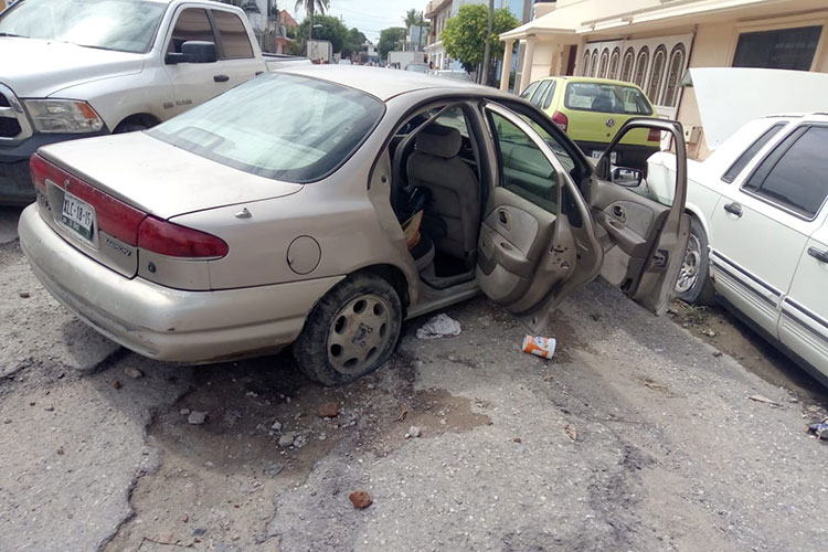 Detienen en persecución a ladrones; Uno muere en Tampico