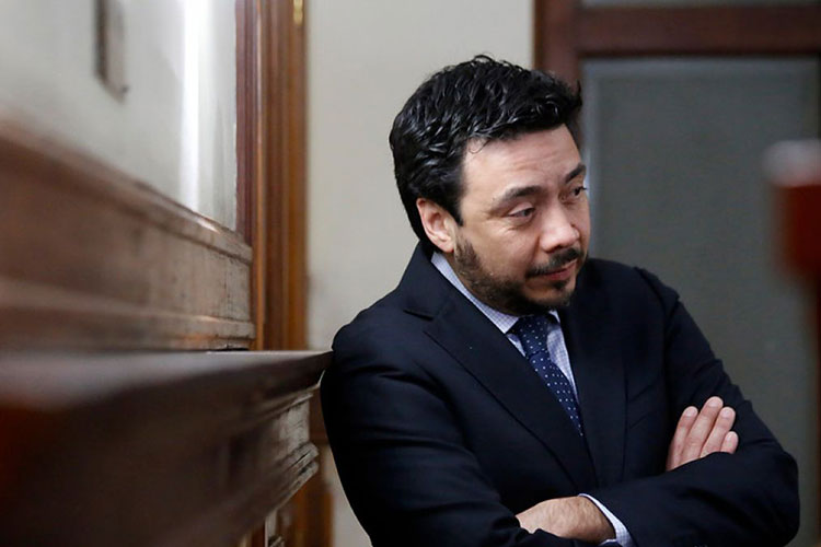 Fiscalía allana sorpresivamente cuatro diócesis chilenas