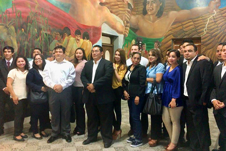 Designa Xicoténcatl equipo de funcionarios municipales
