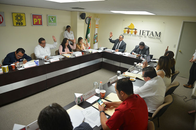 Llega Bejarano a organizar bases para elección de Diputados