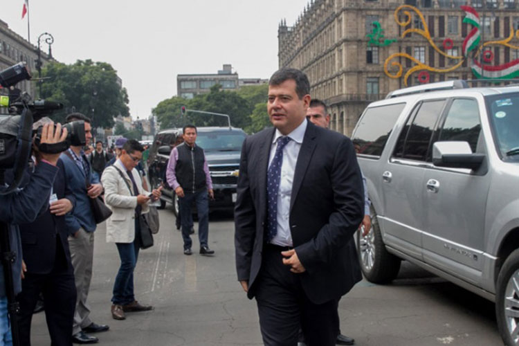 Amieva entregará sexto informe sin comparecer