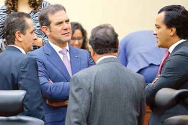 Liquidarán a partidos de sus recursos; Pes y Panal