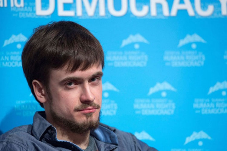 Activista de Pussy Riot en ‘estado crítico’ por presunto envenenamiento
