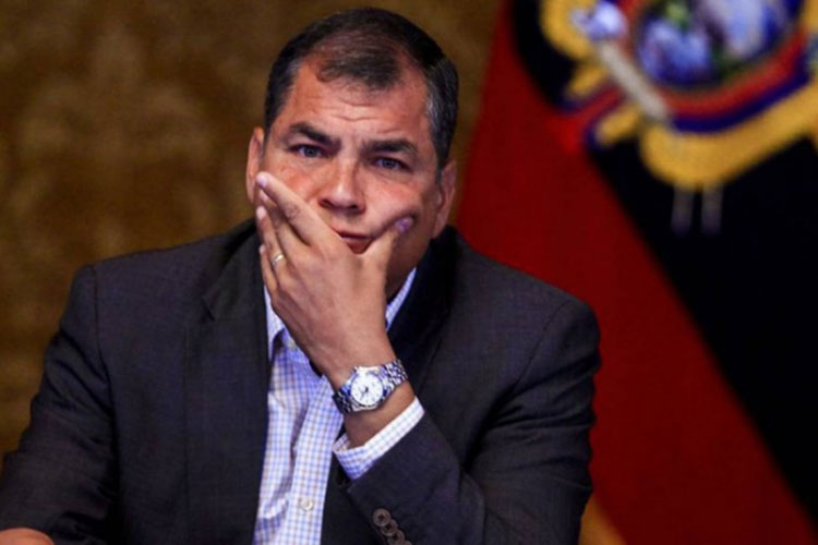 Investigan a expresidente de Ecuador por caso Odebretch