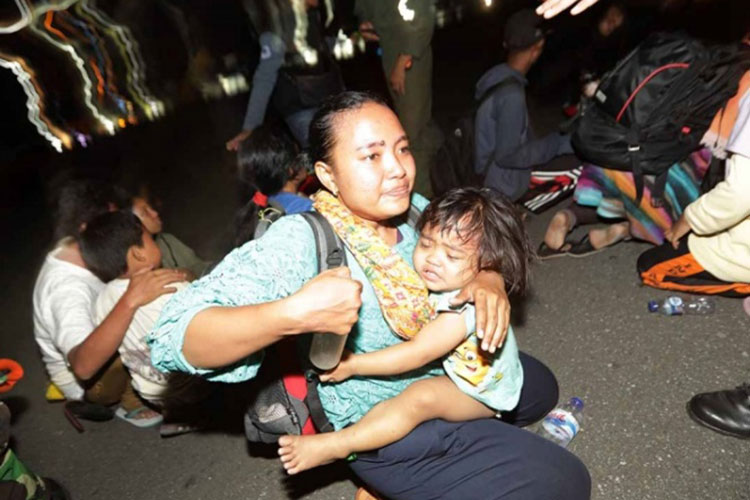 Un nuevo sismo de magnitud 5.9 sacude Indonesia