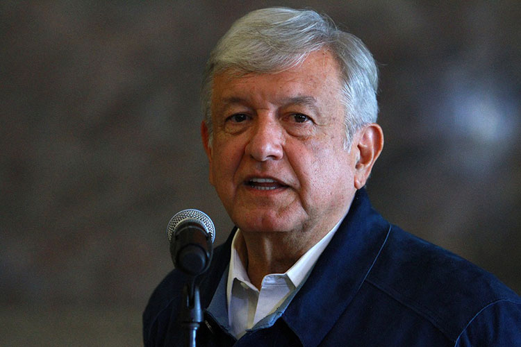 Busca AMLO dar empleo a migrantes centroamericanos