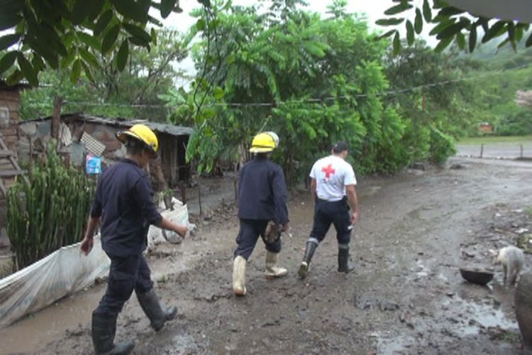 Lluvias en Nicaragua dejan 6 muertos; alertan por tormentas