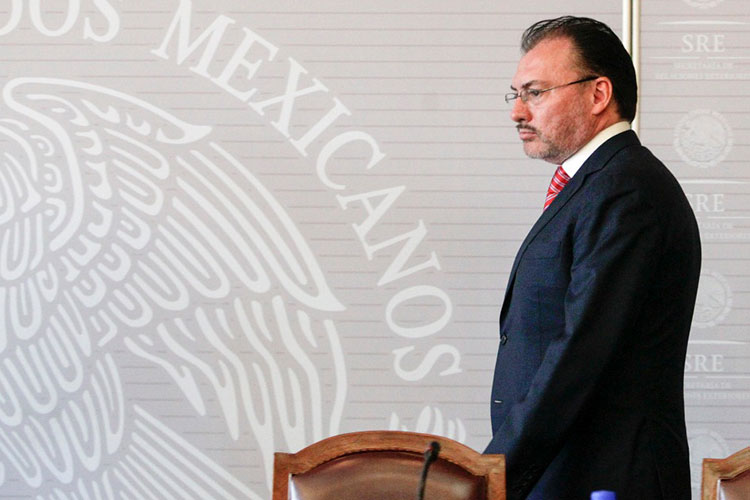 Videgaray deja la política; reconoce errores del sexenio