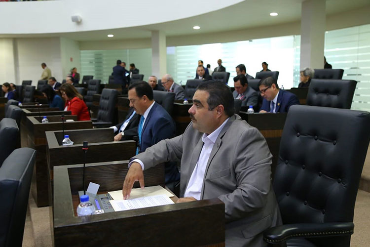 Congreso aprueba comparecencia de Secretarios