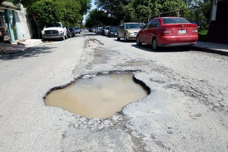 Requiere Ayuntamiento 4 peritajes para cubrir daños de baches