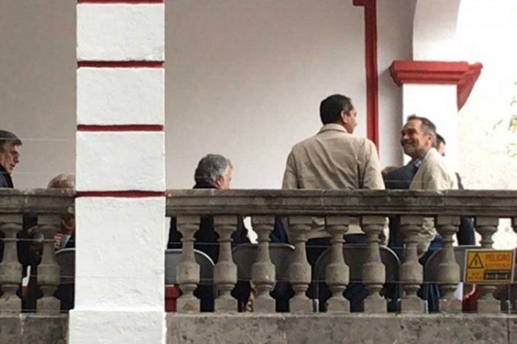 López Obrador se reúne con integrantes de la CNTE