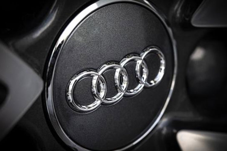 Alemania multa a Audi con 925 millones por emisiones diésel