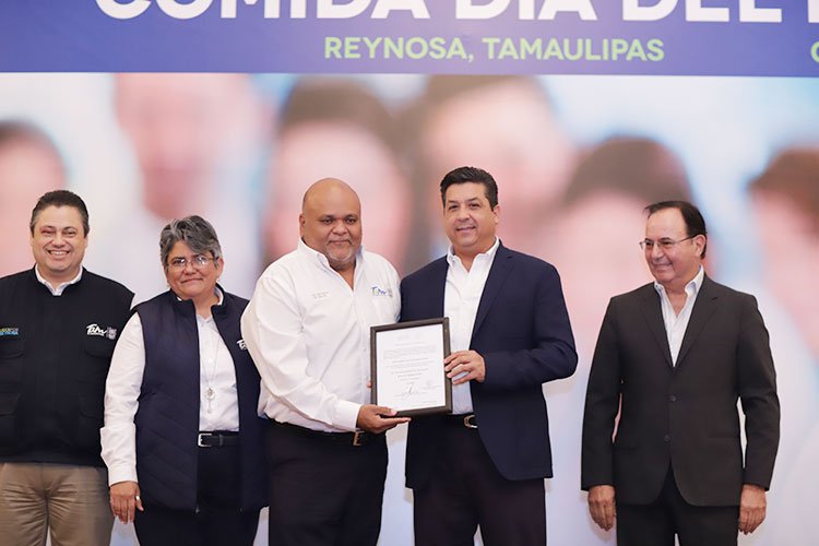 Reconoce gobernador Francisco García Cabeza de Vaca labor de los médicos de Tamaulipas