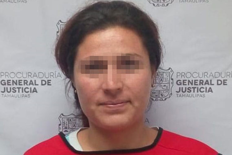 Vincula juez a mujer por homicidio calificado