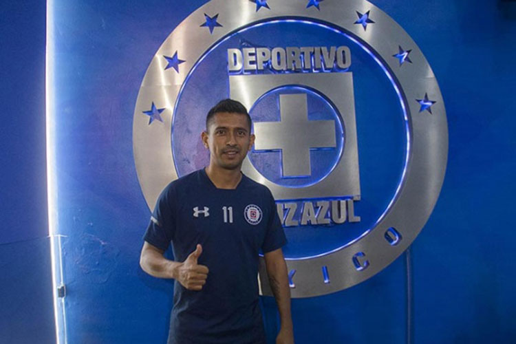 A Elías Hernández le afectó ir al Tricolor