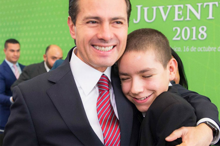 Peña destaca que su administración alcanzará cifra de 4 millones de empleos