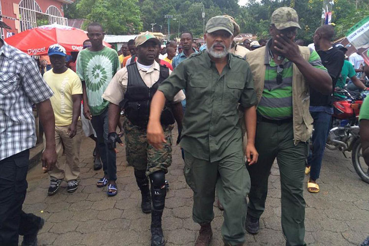 Excandidato presidencial haitiano herido en ataque armado