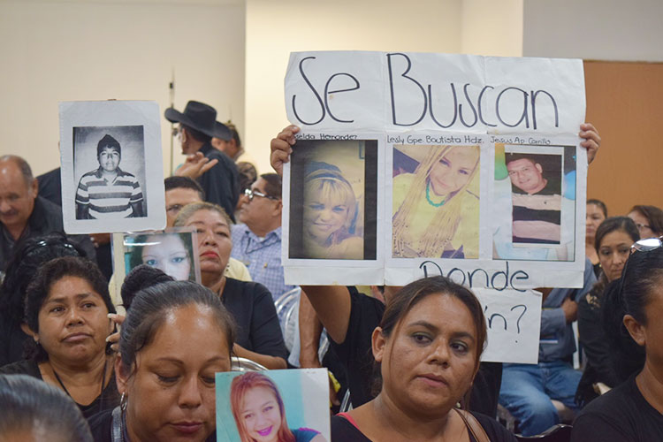 Toman mujeres la reactivación del PRI
