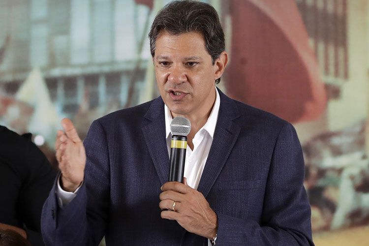 Brasil: Candidatos presidenciales van con líderes religiosos