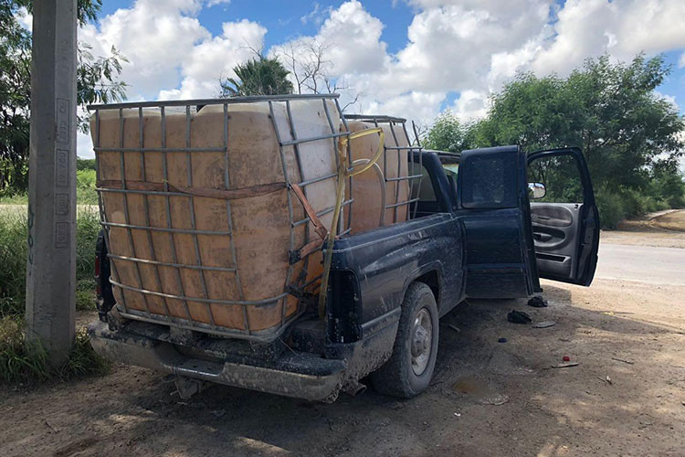 Aseguran 22 mil litros de hidrocarburos y armas