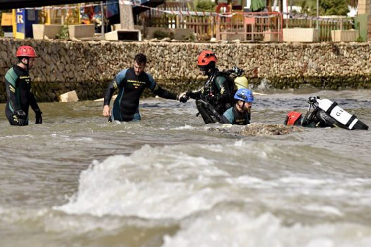 Inundaciones en Francia dejan al menos 5 muertos