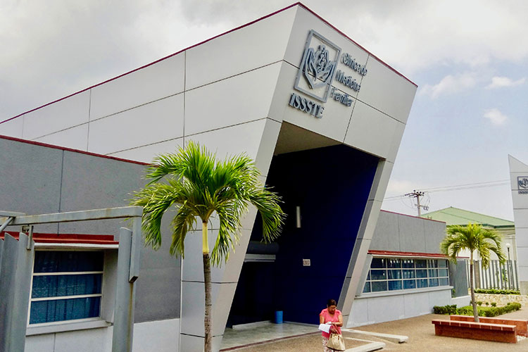 Festejan aniversario de la Clínica de Medicina Familiar del ISSSTE Tampico