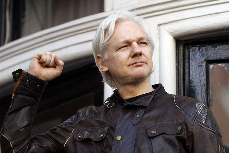 Nuevos archivos confirman plan para llevar a Assange a Rusia