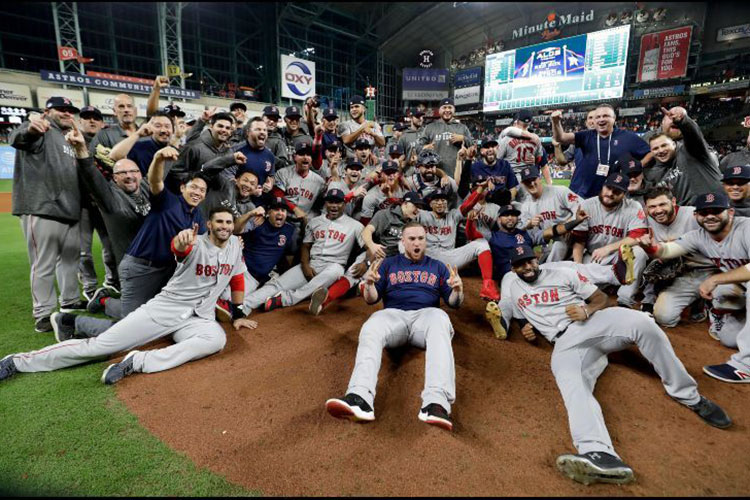 Boston, primer invitado a la Serie Mundial