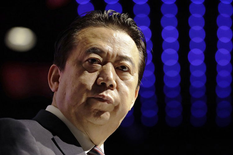 China intenta contener caos por desaparición de funcionario