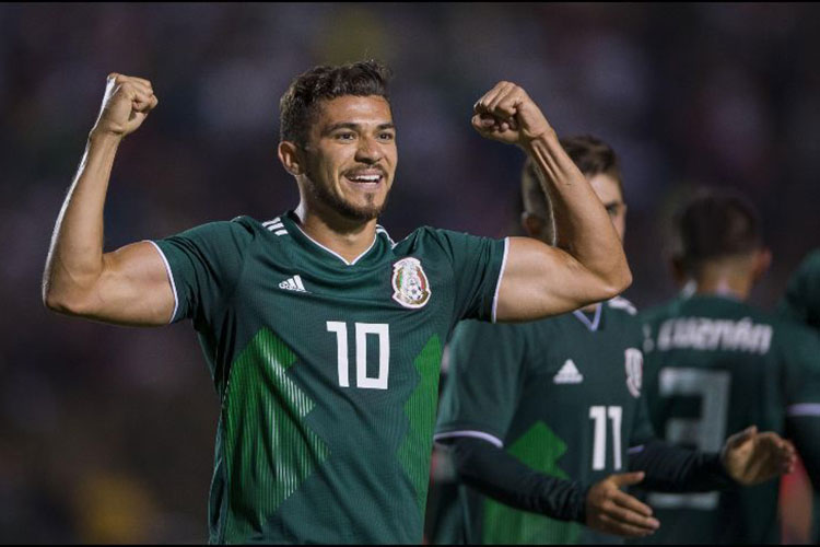 México remonta y vence a Costa Rica