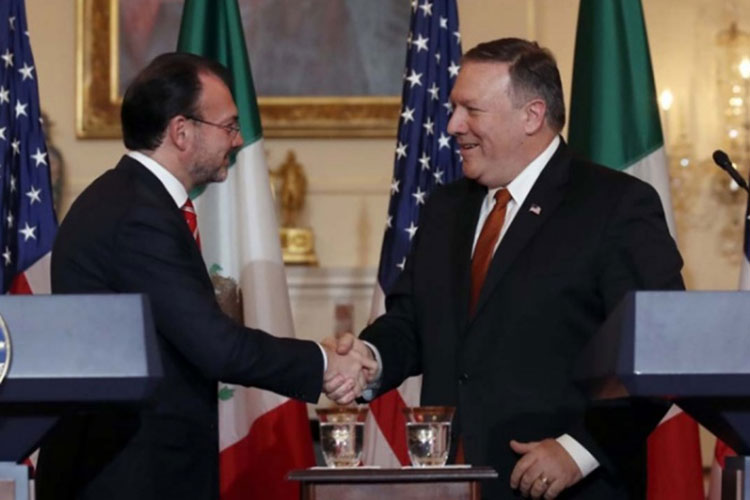 AMLO minimiza críticas a boda lujosa de colaborado