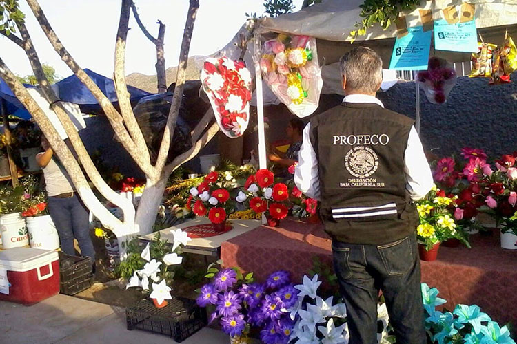Inicia PROFECO operativo por día de muertos