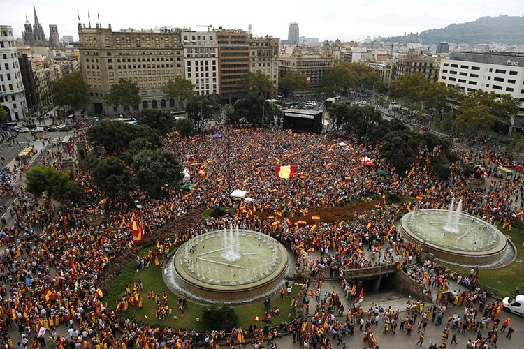 Piden al gobierno español liberar a catalanes encarcelados