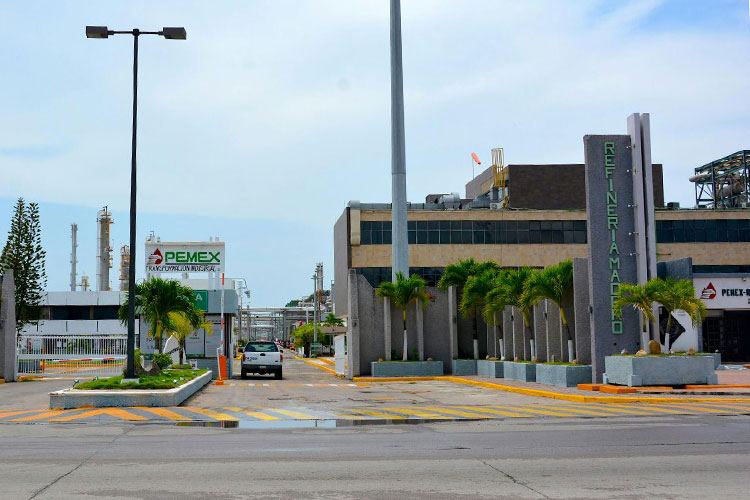 Refinería de Madero sigue fuera de operación
