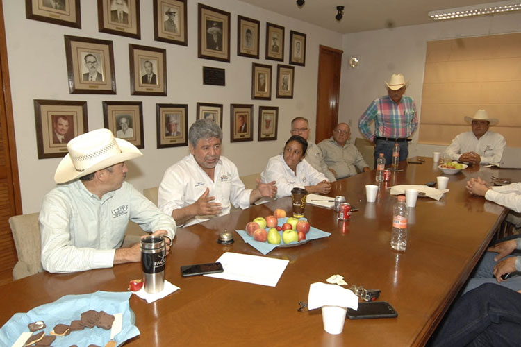 Propone Ayuntamiento por escrito retiro de parquímetros